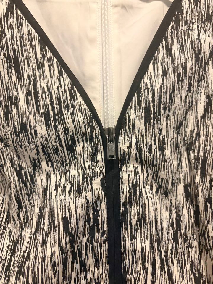 Banana Republic Black White Abstract Print Zip Sheath Dress Size 8 Cocktail Work