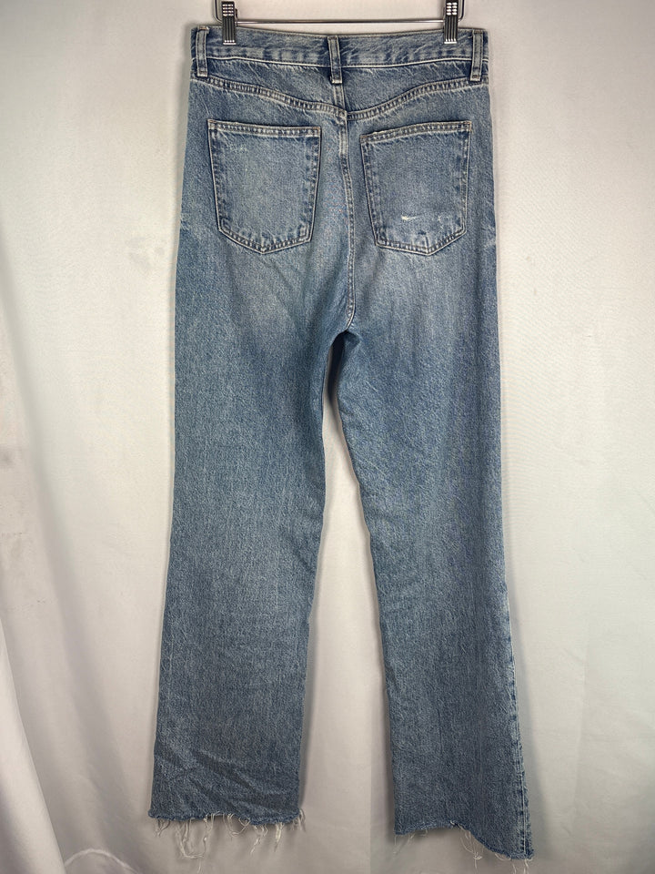 Women’s Zara Size 6 Light Wash Blue Straight Leg Jeans