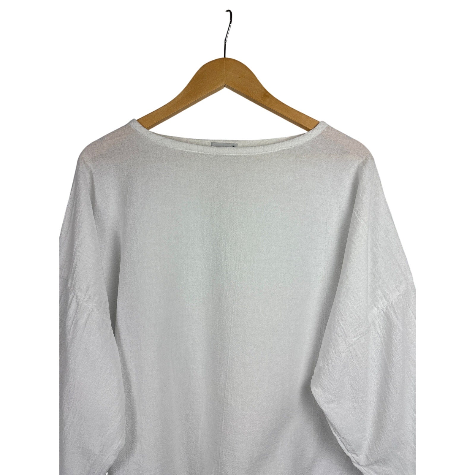Women’s Oh My Gauze! Size 2 White Long Sleeve Blouse.