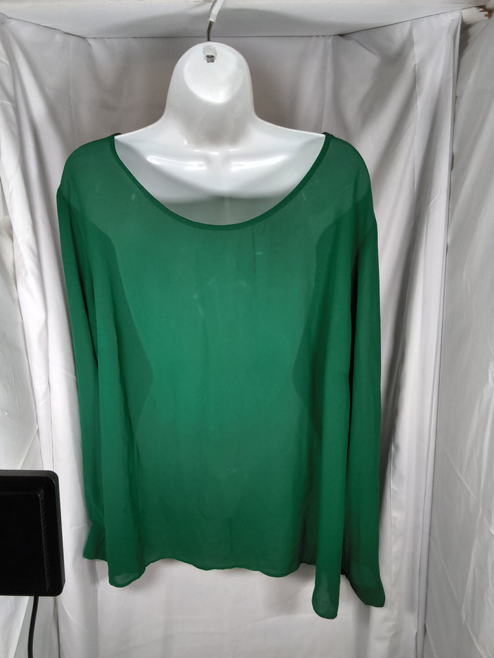 Rose And Olive Emerald Green Long Sleeve Top Gold Stud Keyhole New With Tags