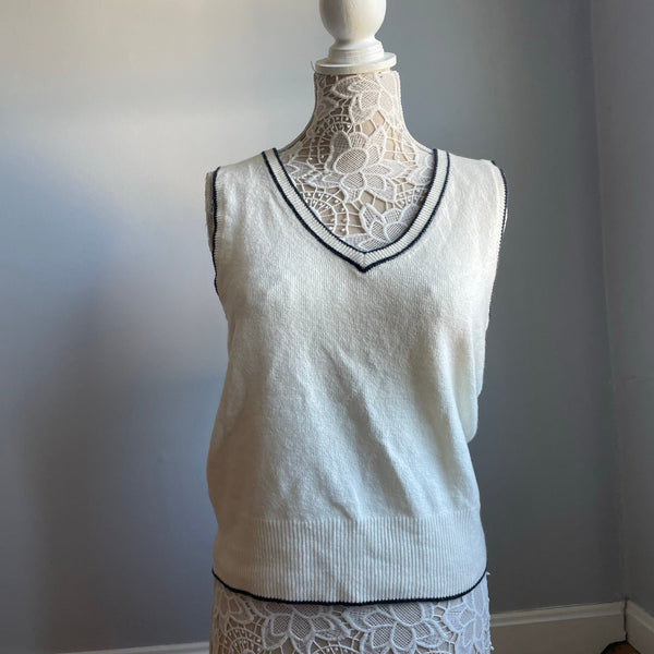 Old Navy Academia White/Cream V-neck Sweater Vest Navy Trim Fall Layer Size Med