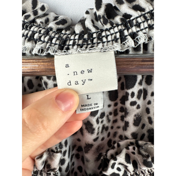 Women’s A New Day Large White & Black Leopard Print Long Sleeve Blouse