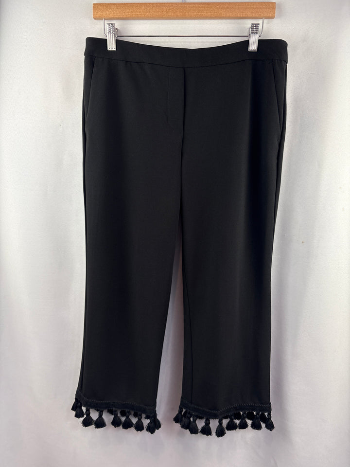Women’s Josh &amp; Arielle Size 8 Black Capri Slacks w/ Fringe Detail
