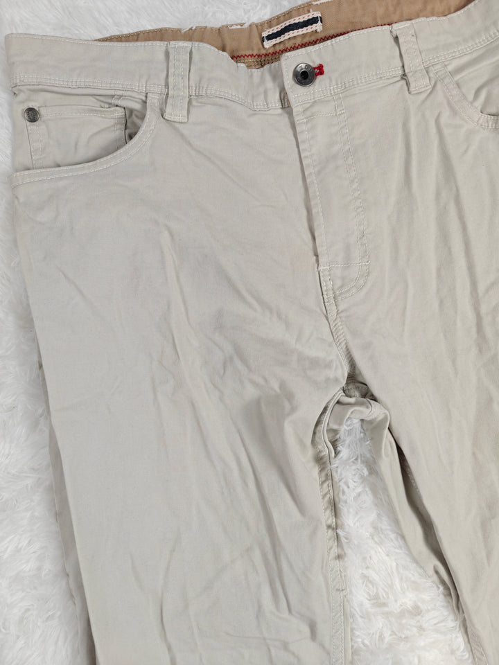 Mens IZOD Straight Pants Beige Size 34x32