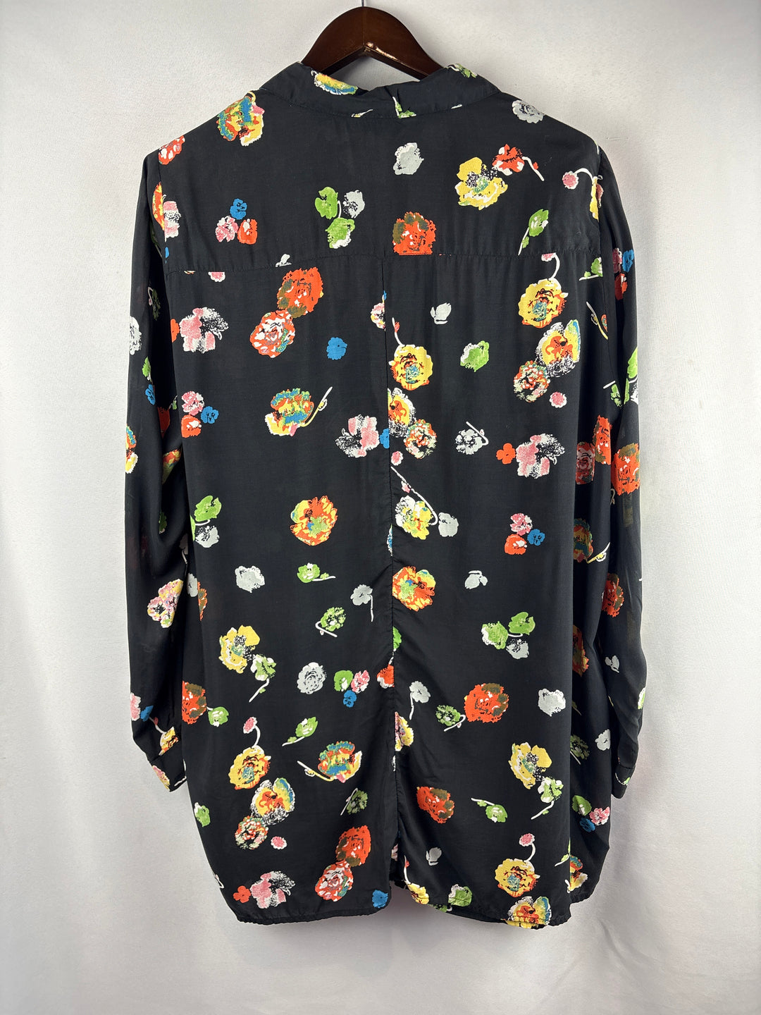 Women’s Studio Untold Size 16/18 Black Floral Button Up