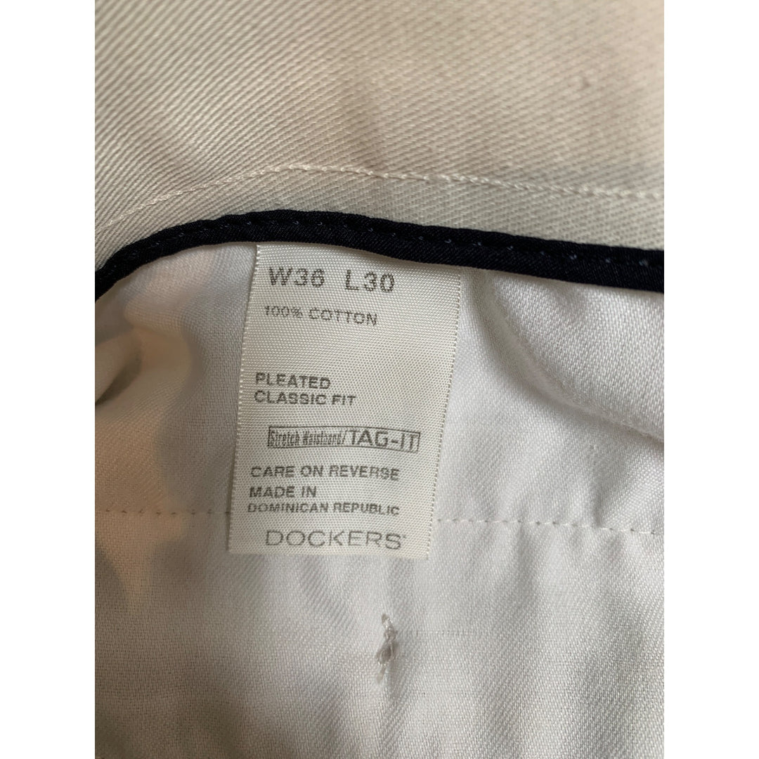 Dockers Mens Pleated Classic Fit Pants W36 L30 100% Cotton Beige