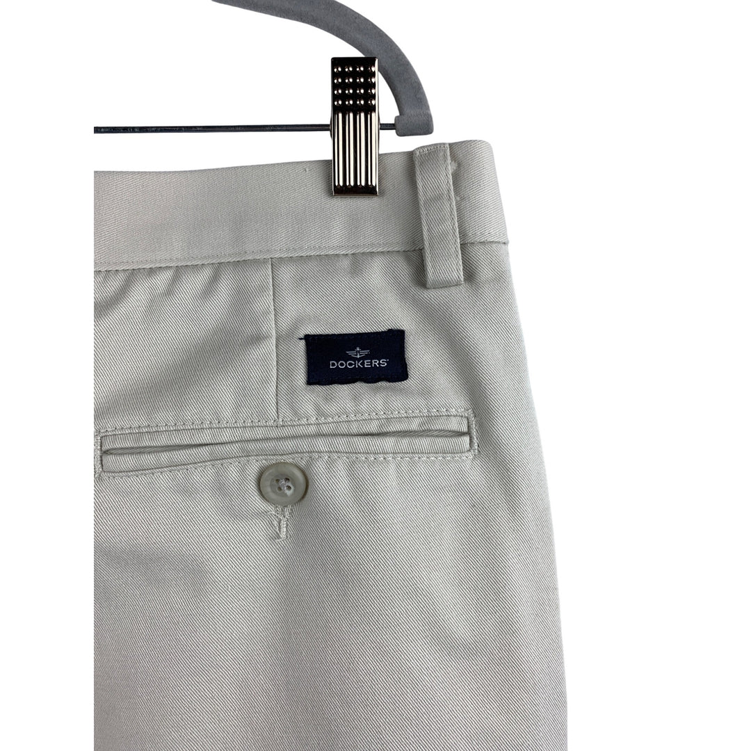 Dockers Mens Pleated Classic Fit Pants W36 L30 100% Cotton Beige