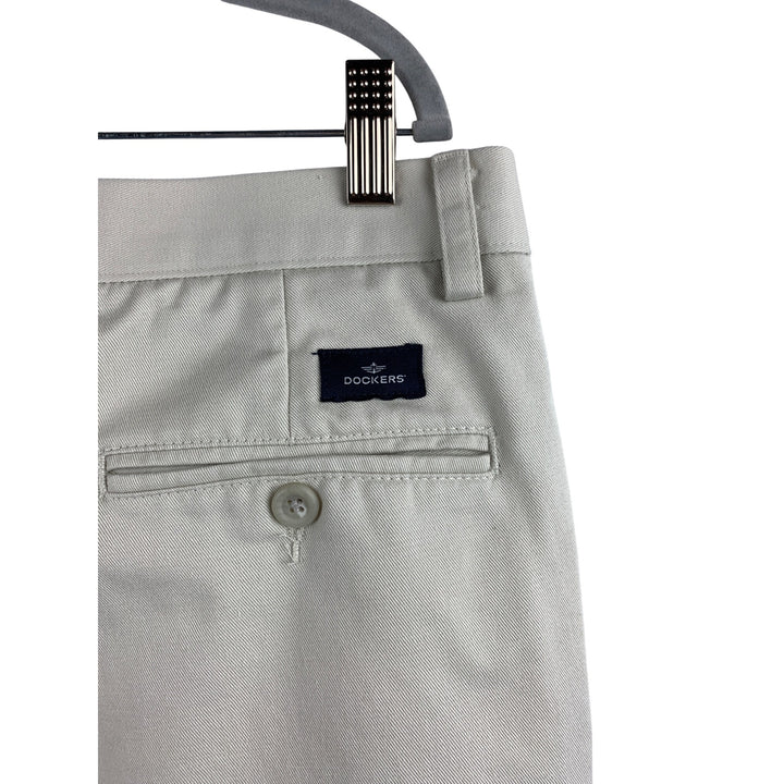 Dockers Mens Pleated Classic Fit Pants W36 L30 100% Cotton Beige