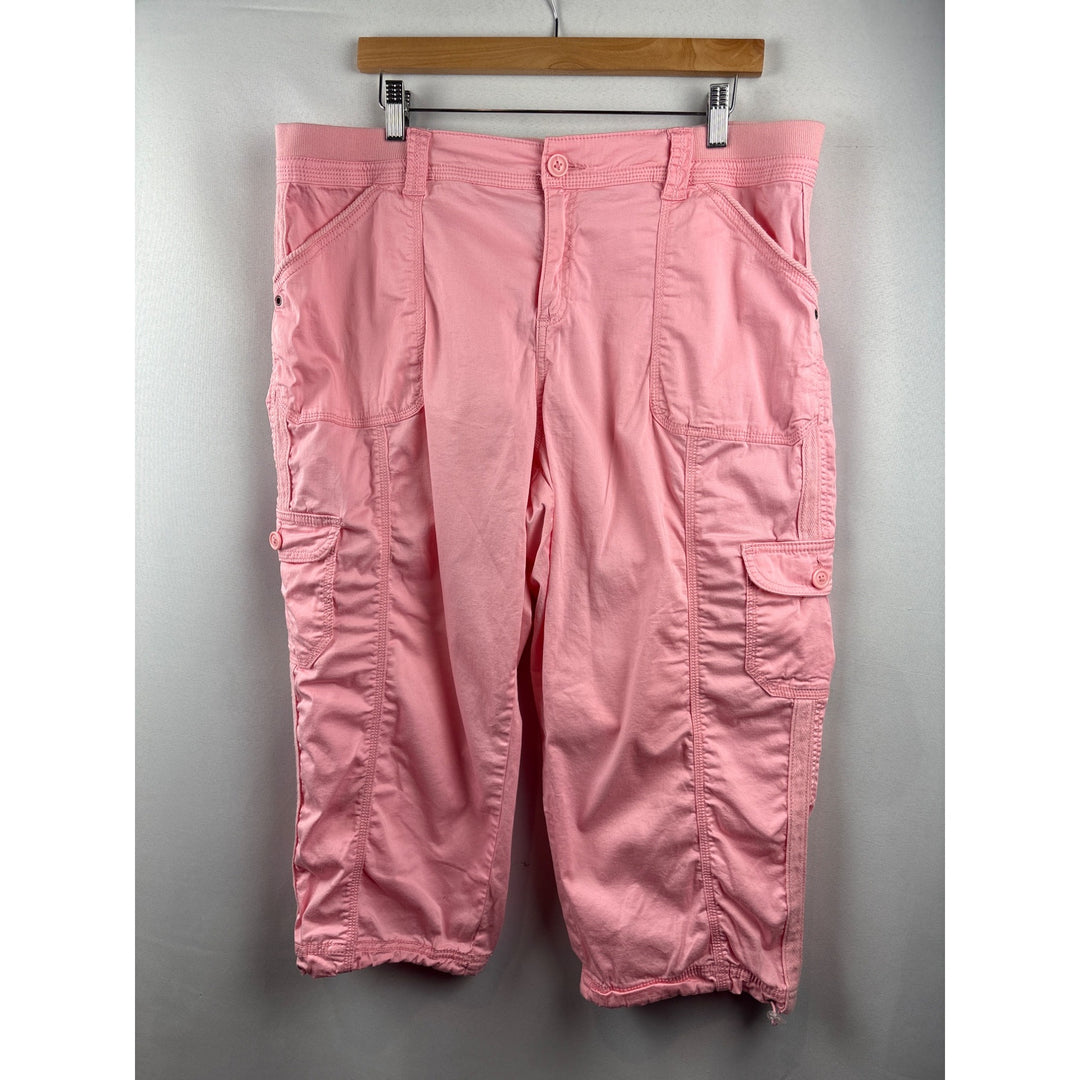 Women’s Style & Co Size 16 Bubblegum Pink Cargo Capri Pants