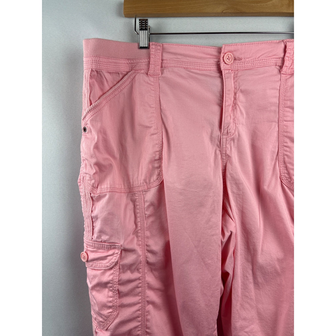 Women’s Style & Co Size 16 Bubblegum Pink Cargo Capri Pants