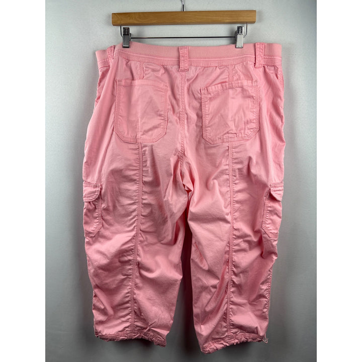 Women’s Style & Co Size 16 Bubblegum Pink Cargo Capri Pants