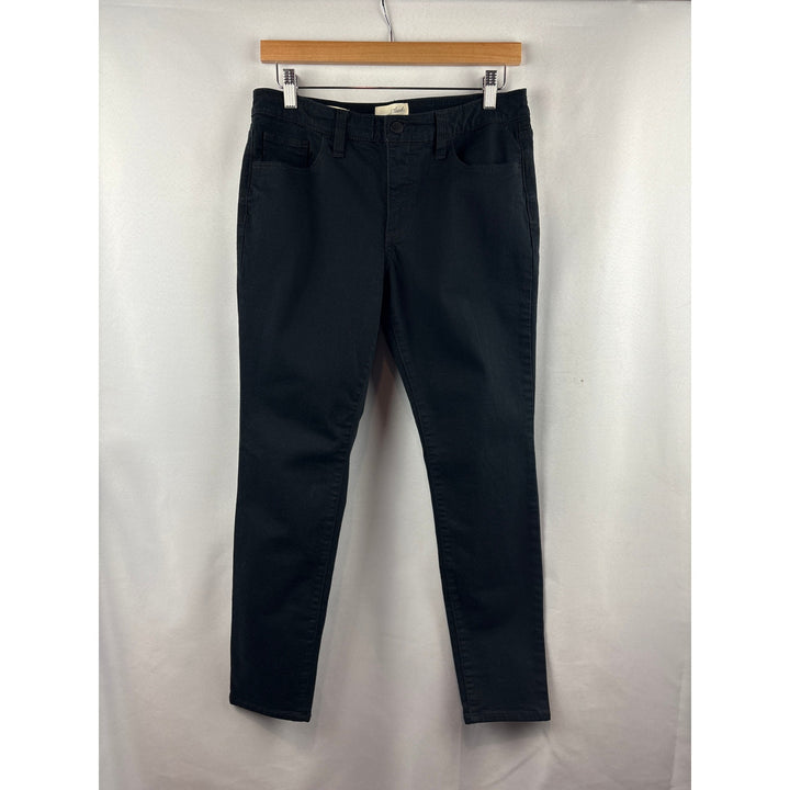 Women’s Universal Thread Size 10 Black Mid-Rise Skinny Jeans