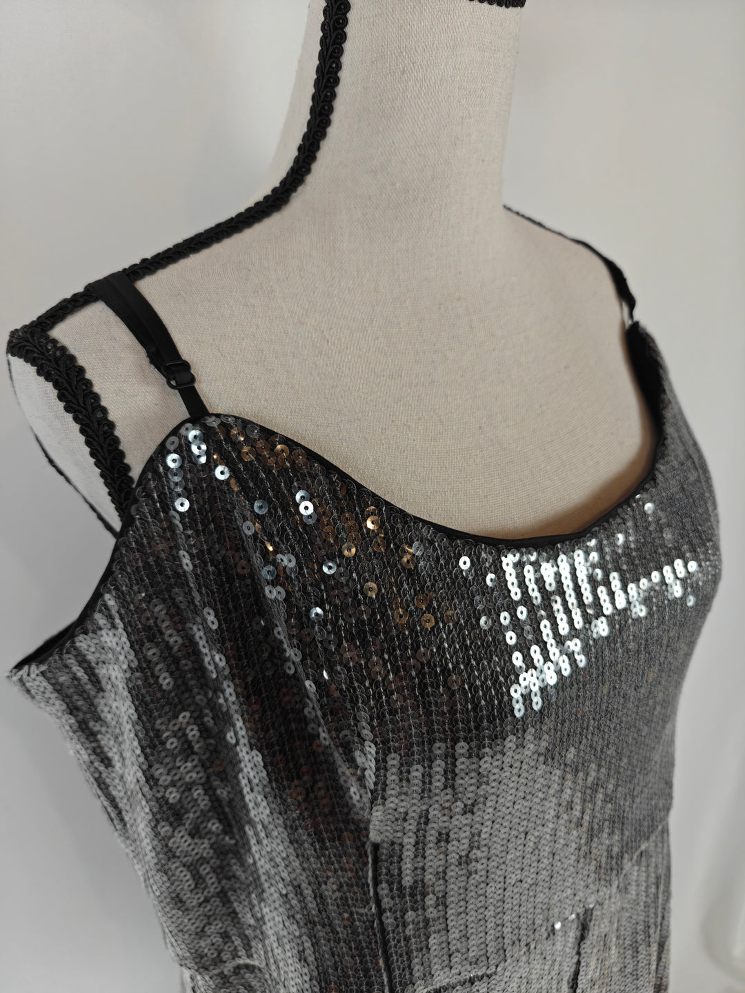 Women Hutch Sequin Romper Black Animal Print XL