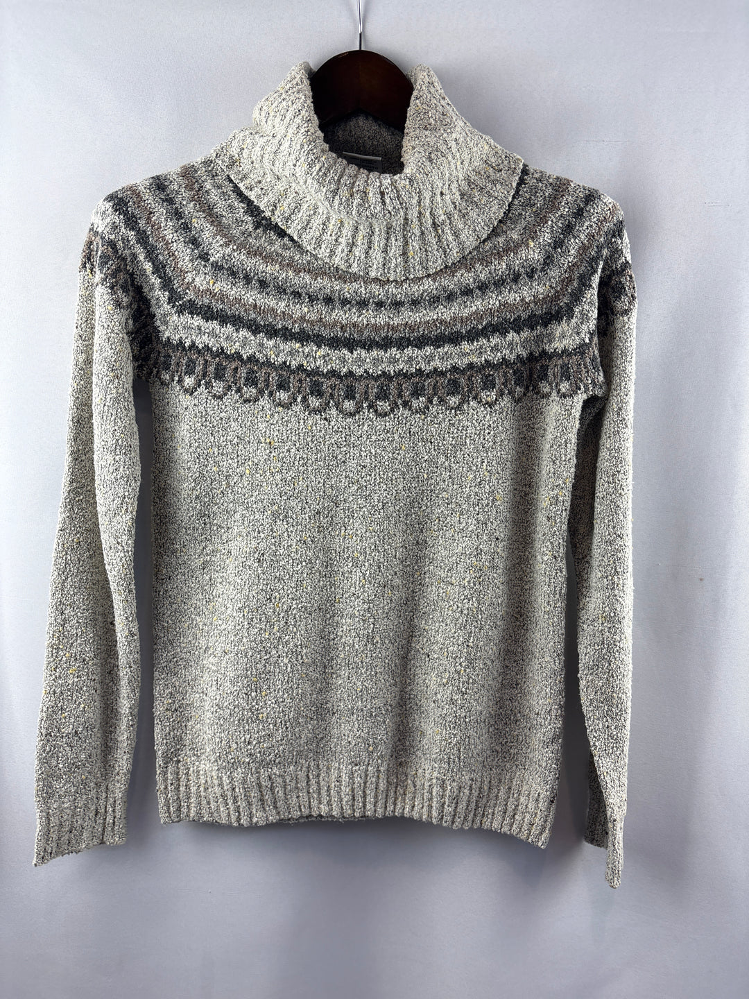 Women’s Columbia Small Greige Patterned Turtleneck Sweater