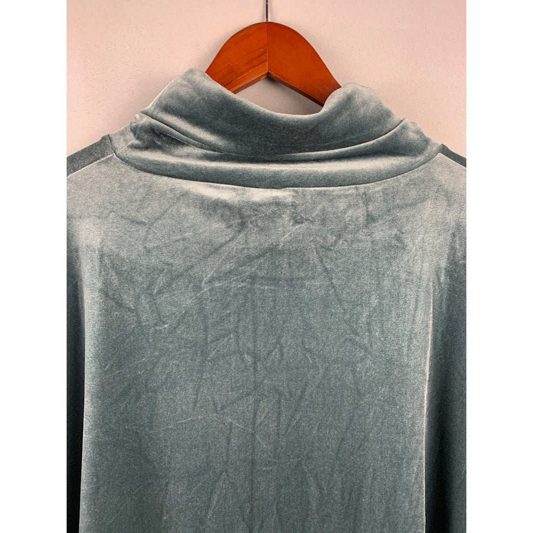 Women’s Wynne Layers Gray Velvet Pull Over Shirt Size 1X