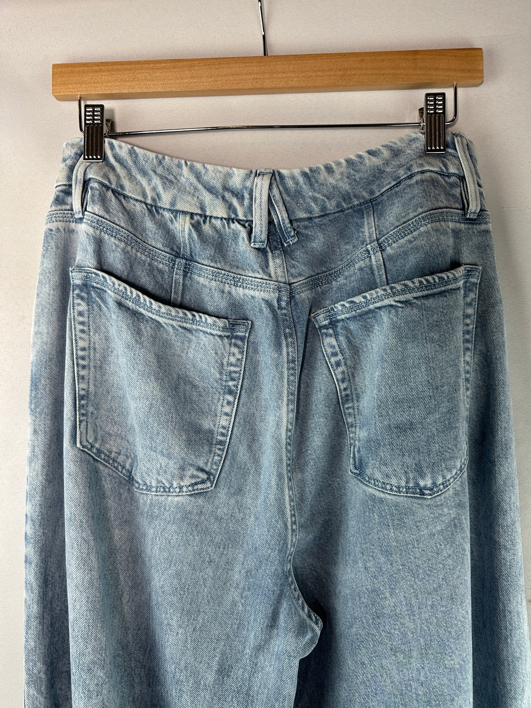 Good American Womens 90s Sky High Rise Light Wash Relaxed Jeans Size 6