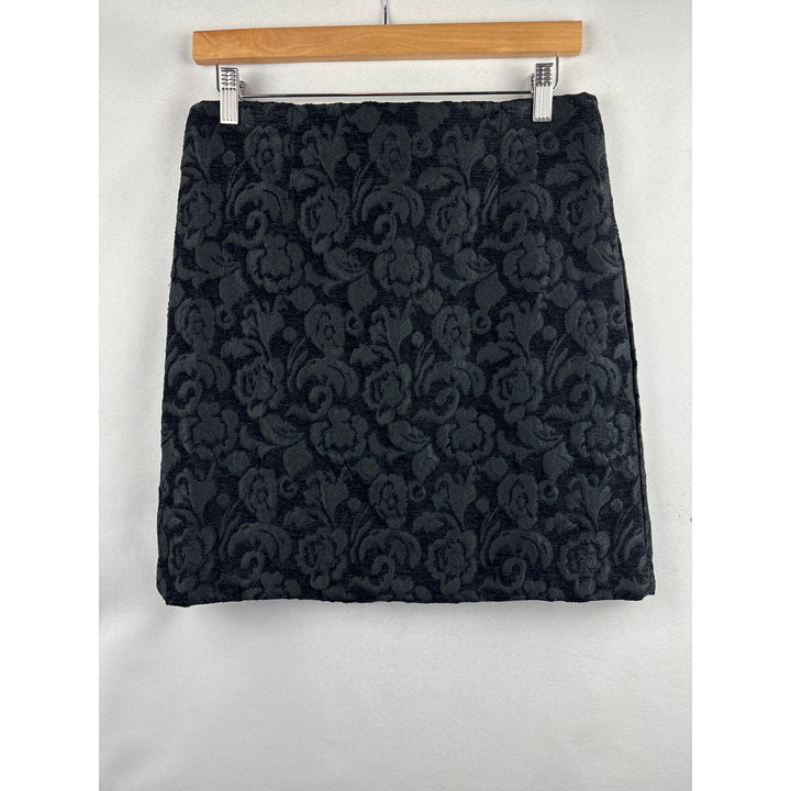 Women’s Willi Smith Size 6 Black Floral Pencil Skirt