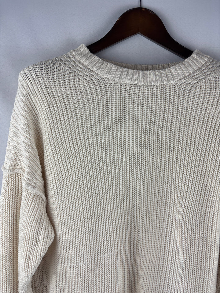 Women’s American Eagle Medium Cream Knit Crewneck Sweater