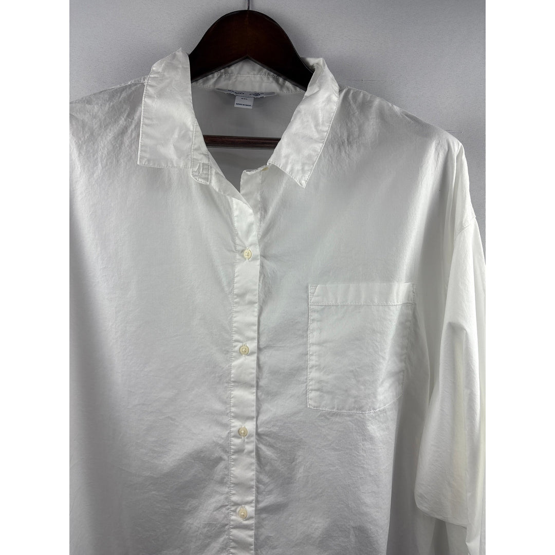 Women’s Old Navy XXL White Button Up Shirt