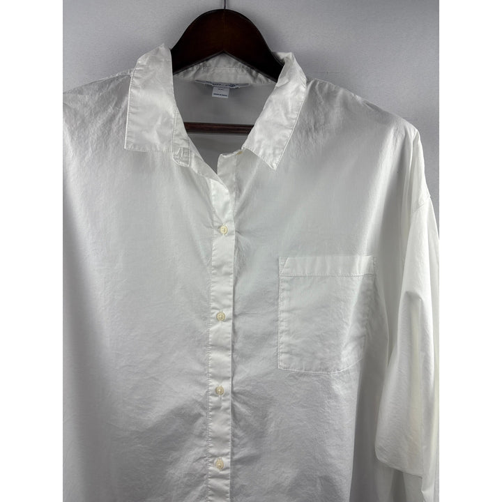 Women’s Old Navy XXL White Button Up Shirt