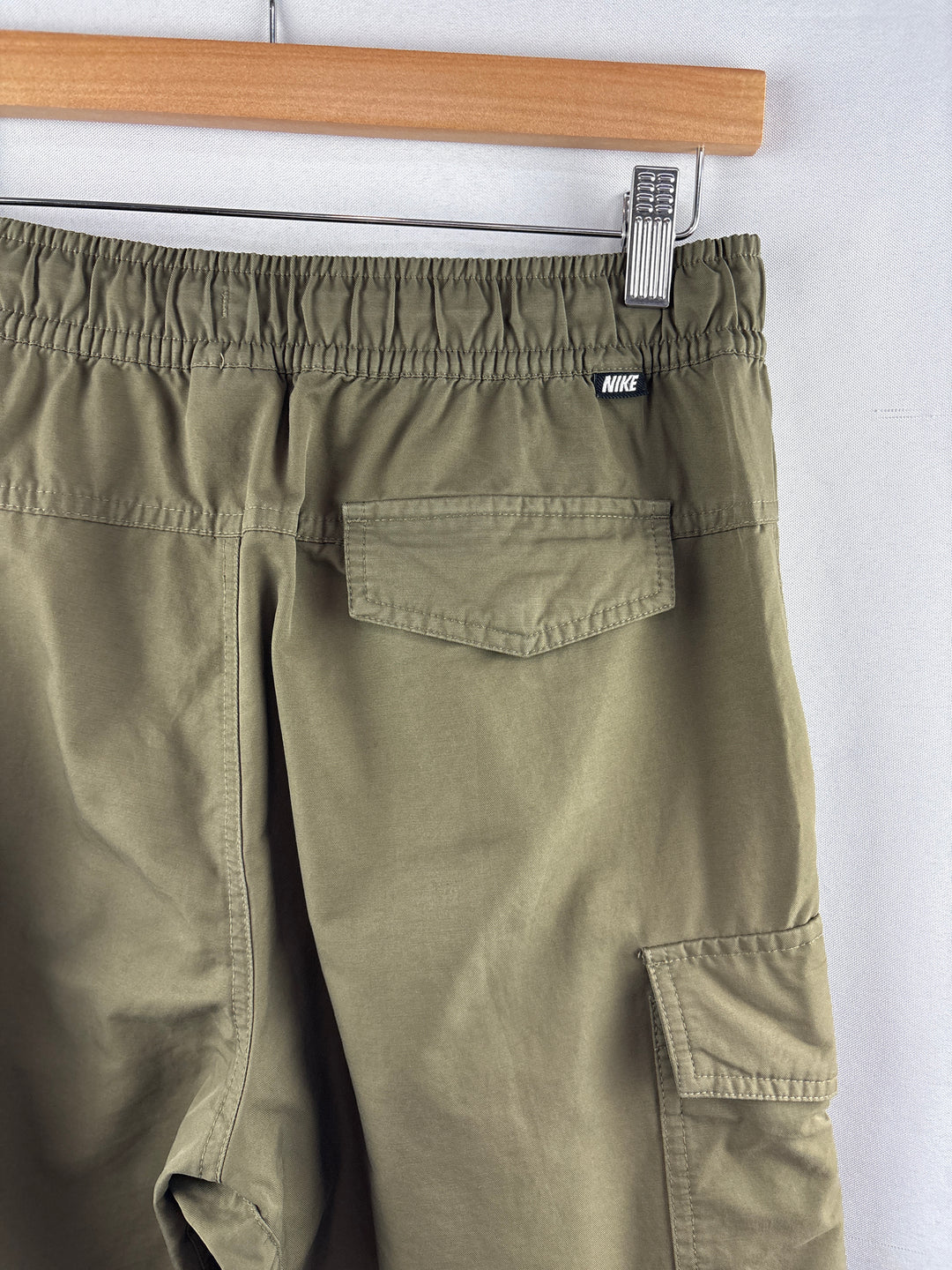 Men’s Nike Small Army Green Cargo Pants