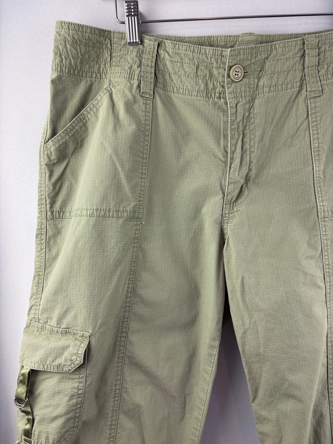 Women’s Venezia Size 14 Army Green Cargo Capris