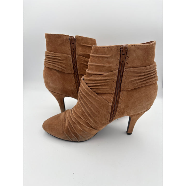 Womens Bijou New York Leather & Man-Made Materials Ankle Boots Size 7.5W Brown Made In China Elegant Ruched Design With Zipper Closure
