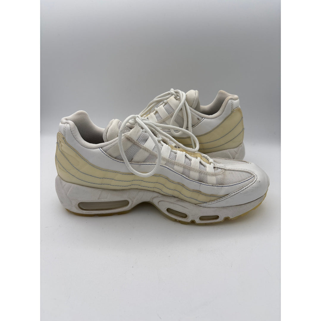 Nike Size 8.5 White Air Max Running Shoes