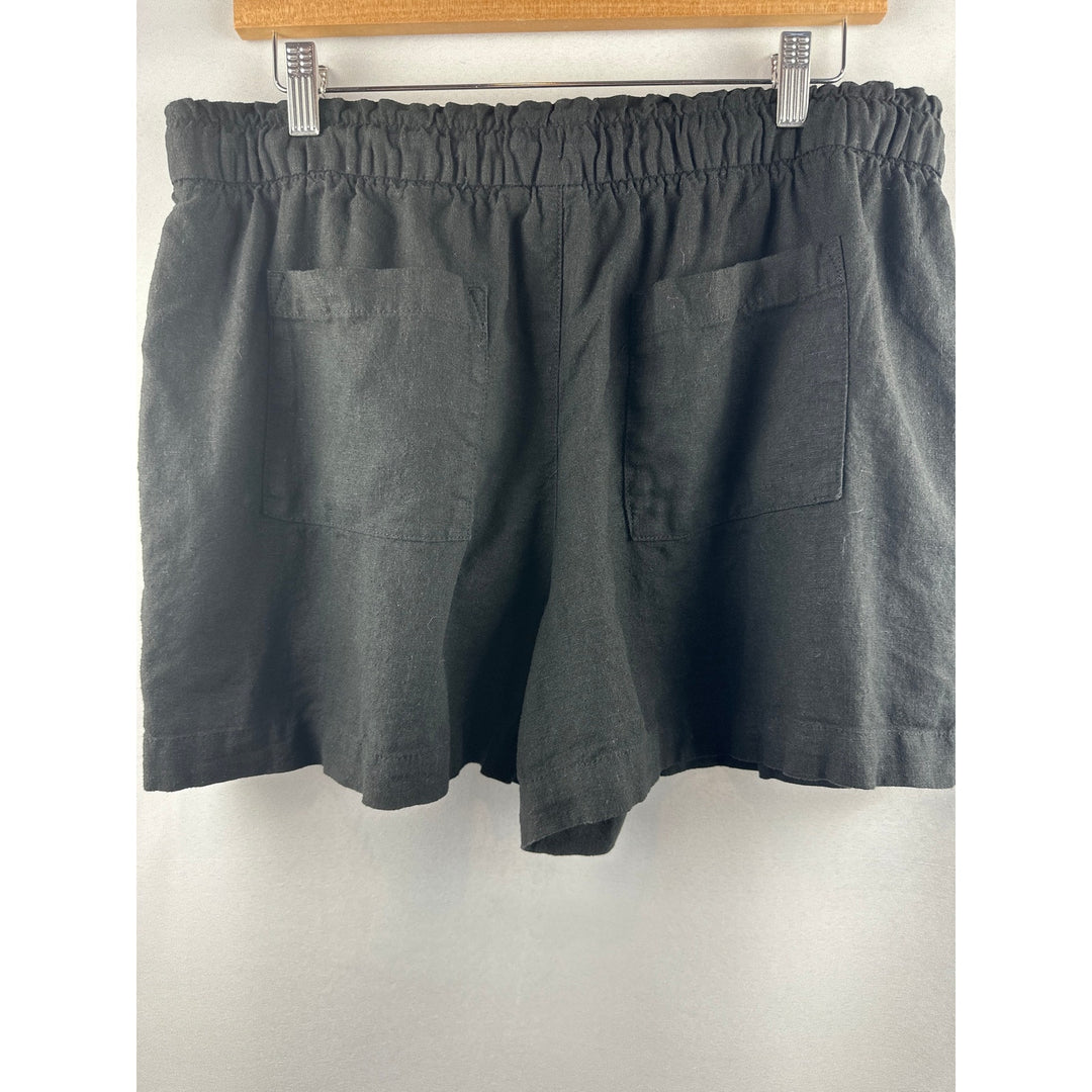 Women’s Gap Jet Black Linen Shorts Size L