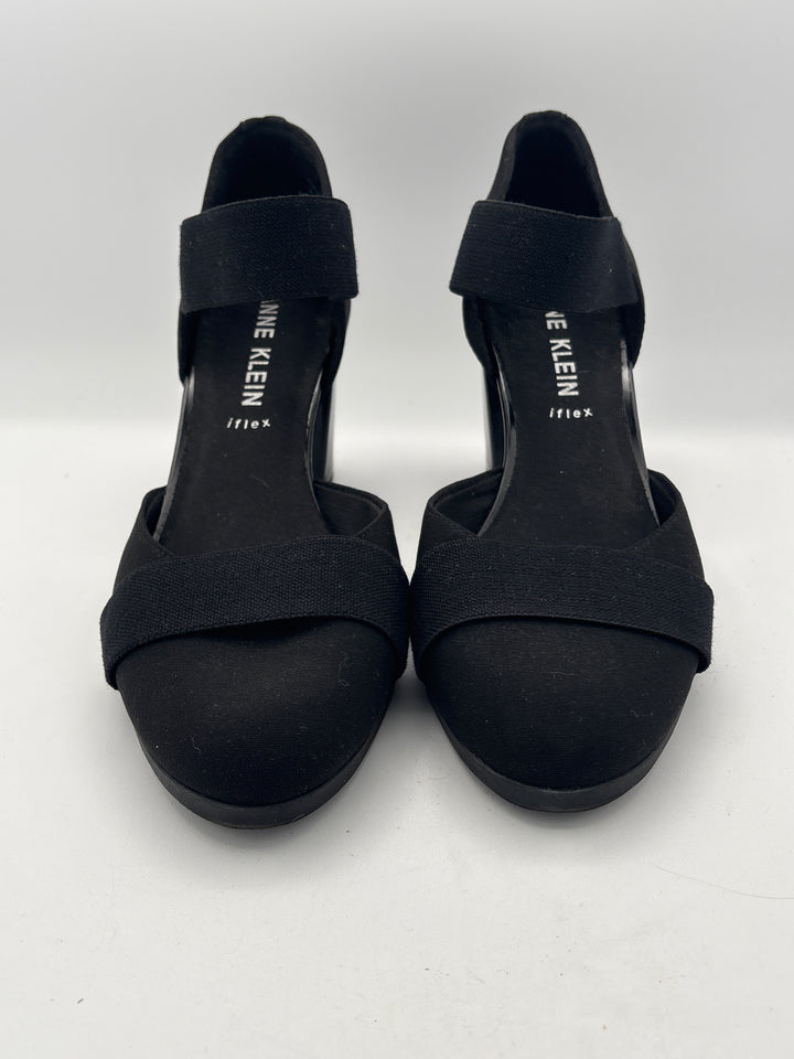 Women’s Anne Klein Size 10 Black Faux Suede Block Heels