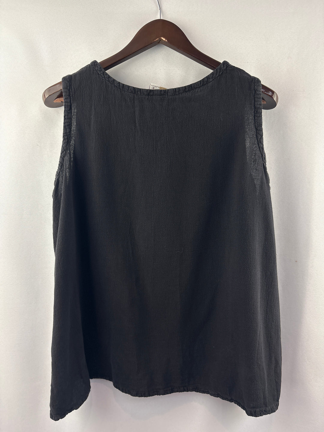 Women’s Oh My Gauze! XXL Black Sleeveless Blouse