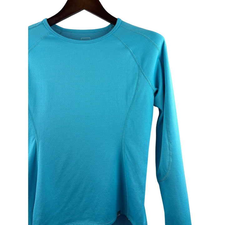 Women’s The North Face Medium Bright Blue Long Sleeve Athletic Shirt
