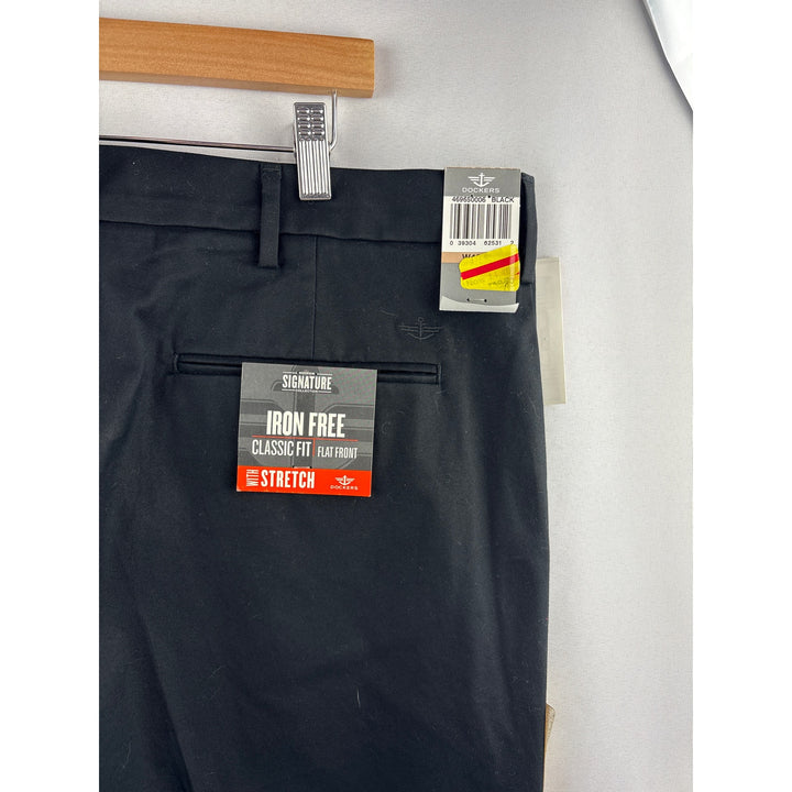 Men’s Dockers Size 42 X 30 Black Dress Pants