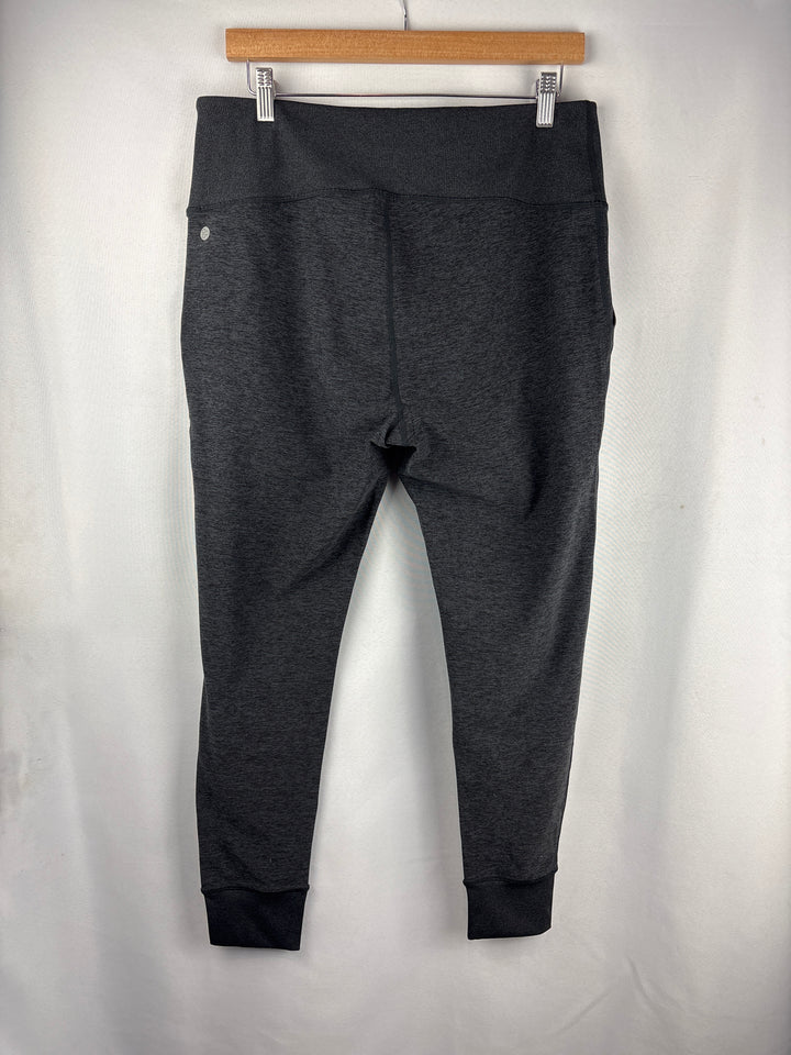 Women’s Zella XL Dark Gray Yoga Pants