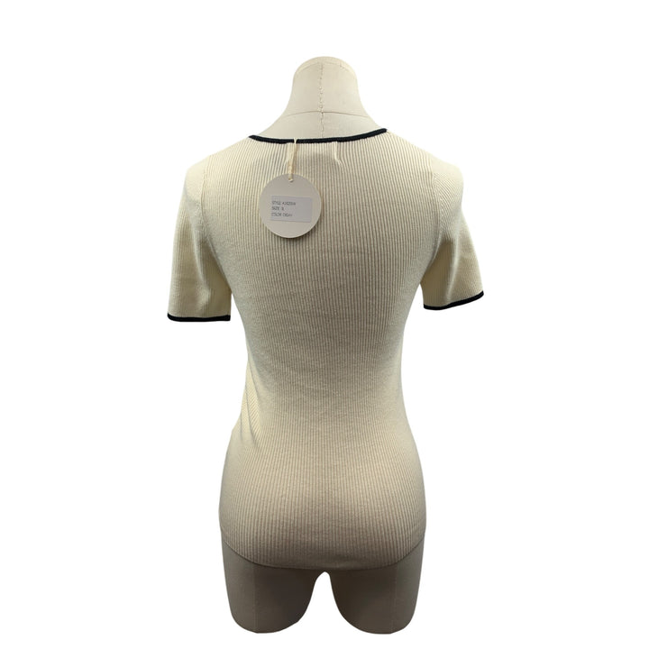 Luxe Ribbed Short Sleeve Contrast Trim Fitted Knit Top In Cream & Black