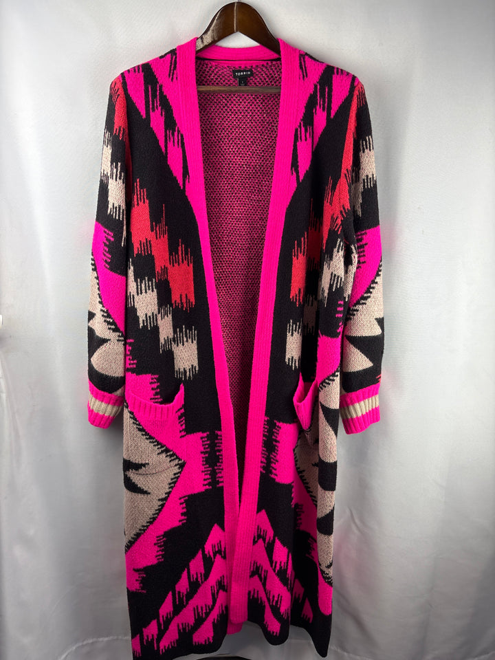 Women’s Torrid Size 1 Pink Gray &amp; Black Patterned Cardigan