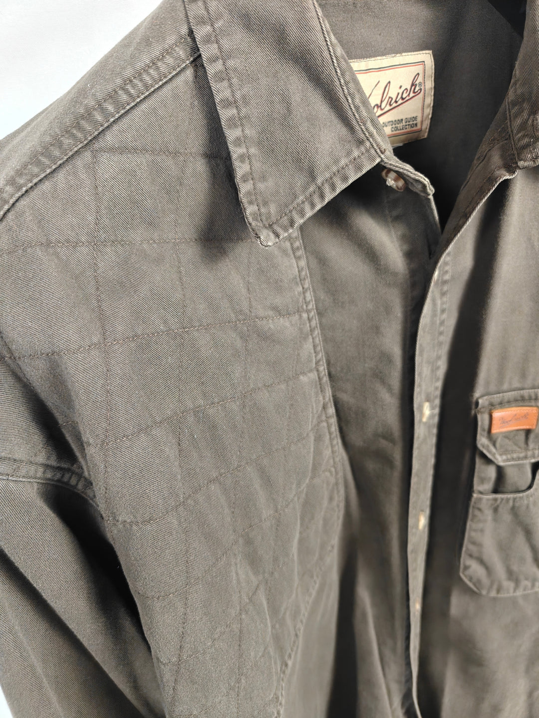Woolrich Outdoor Guide Brown Quilted Button Down Shirt