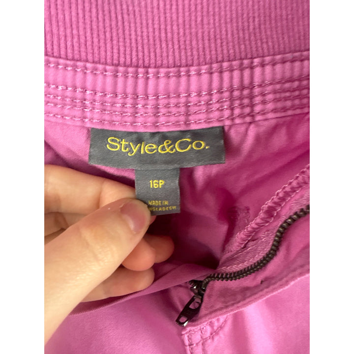 Women’s Style & Co. Size 16P Pink Cargo Capris