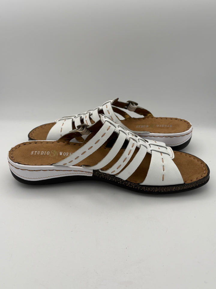 Women’s Studio Works Size 7.5 White Leather Sandals