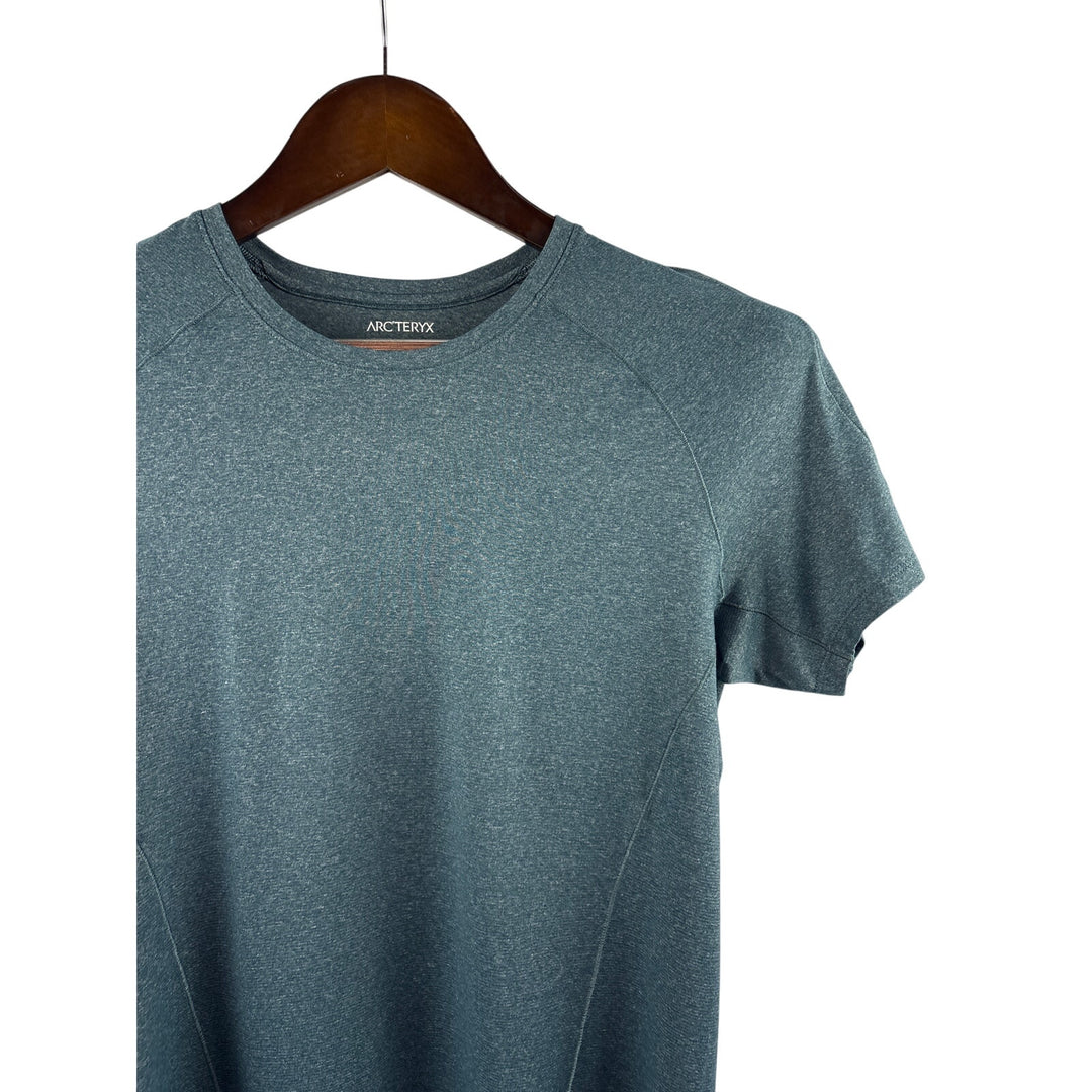 Women’s Arc’Teryx Small Dark Grey Short Sleeve Sports Shirt