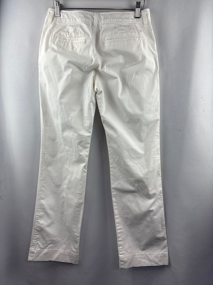 Women’s Old Navy Size 2 White Straight Leg Pants