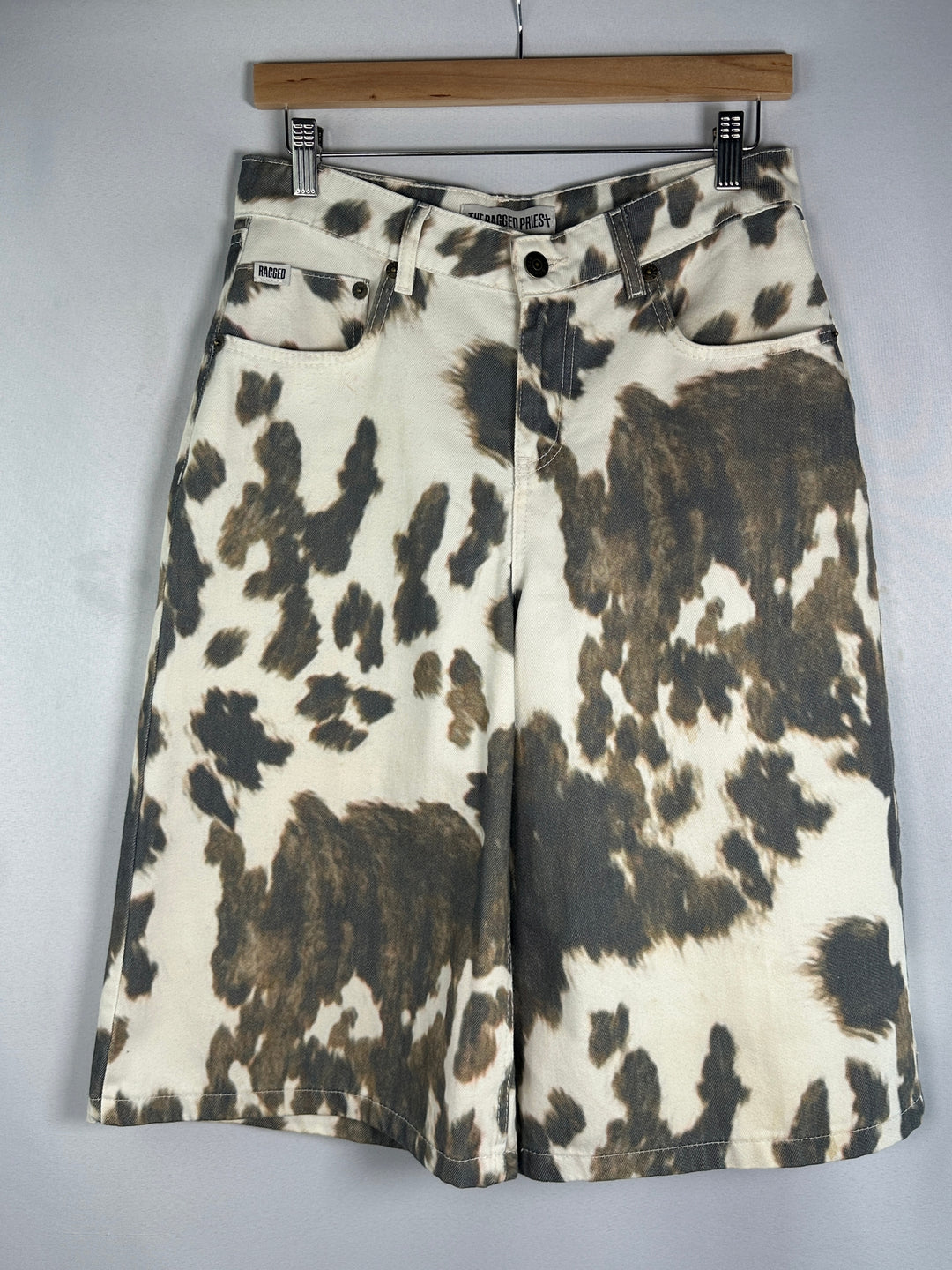 Womens Ragged Priest Cow Print Baggy Longline Denim Jorts Size 26