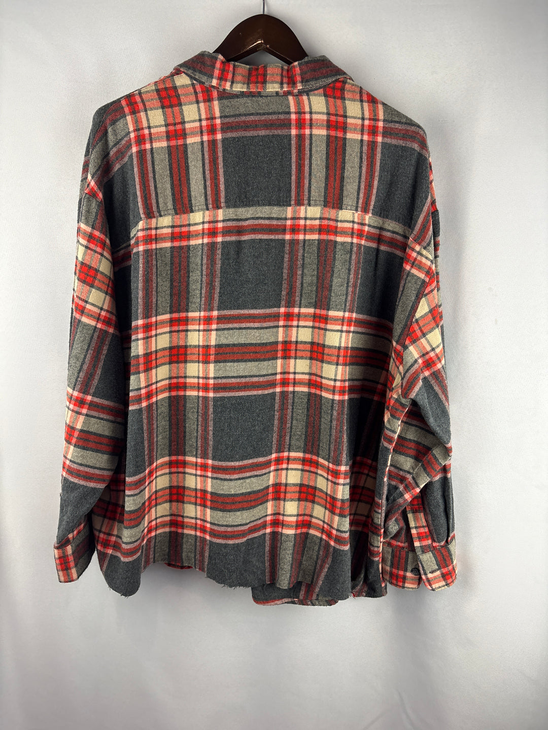 Women’s Old Navy XXL Gray, Red &amp; Tan Flannel Shirt