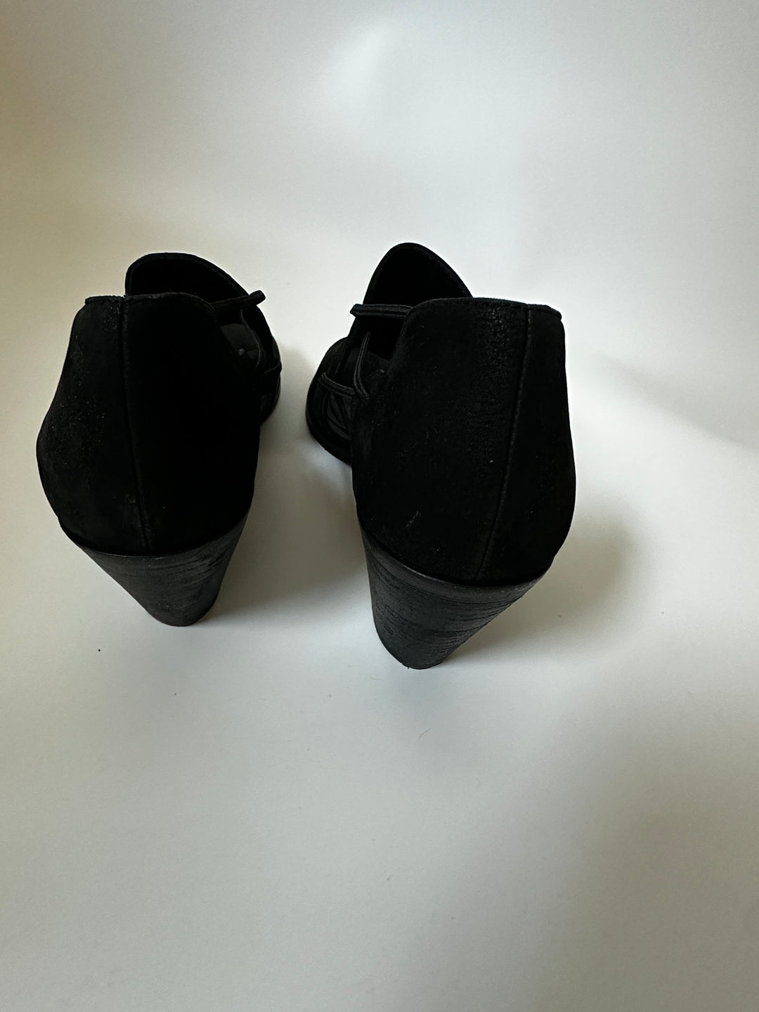 Eileen Fisher Black Cutout Open Toe Block Heel Shoes