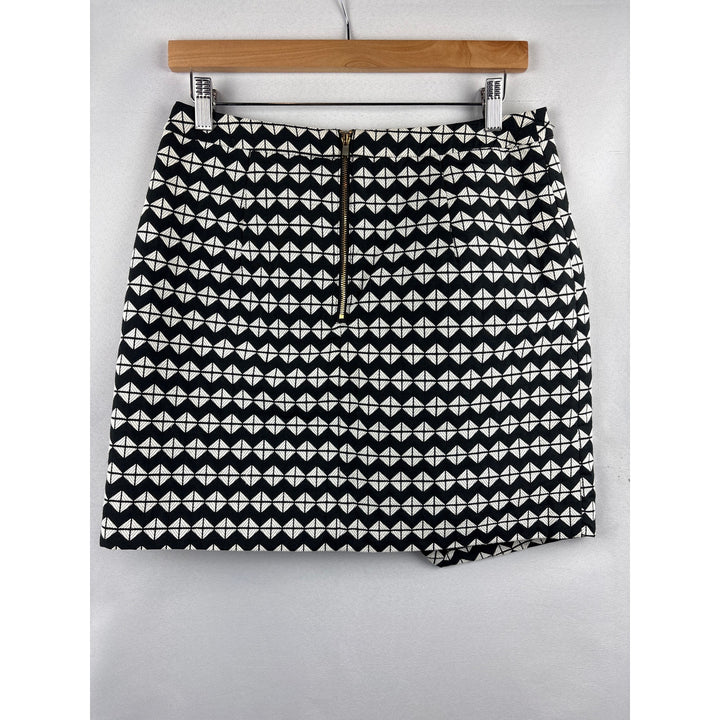 Women’s H&M Size 10 Black & White Abstract Patterned Asymmetrical Skirt