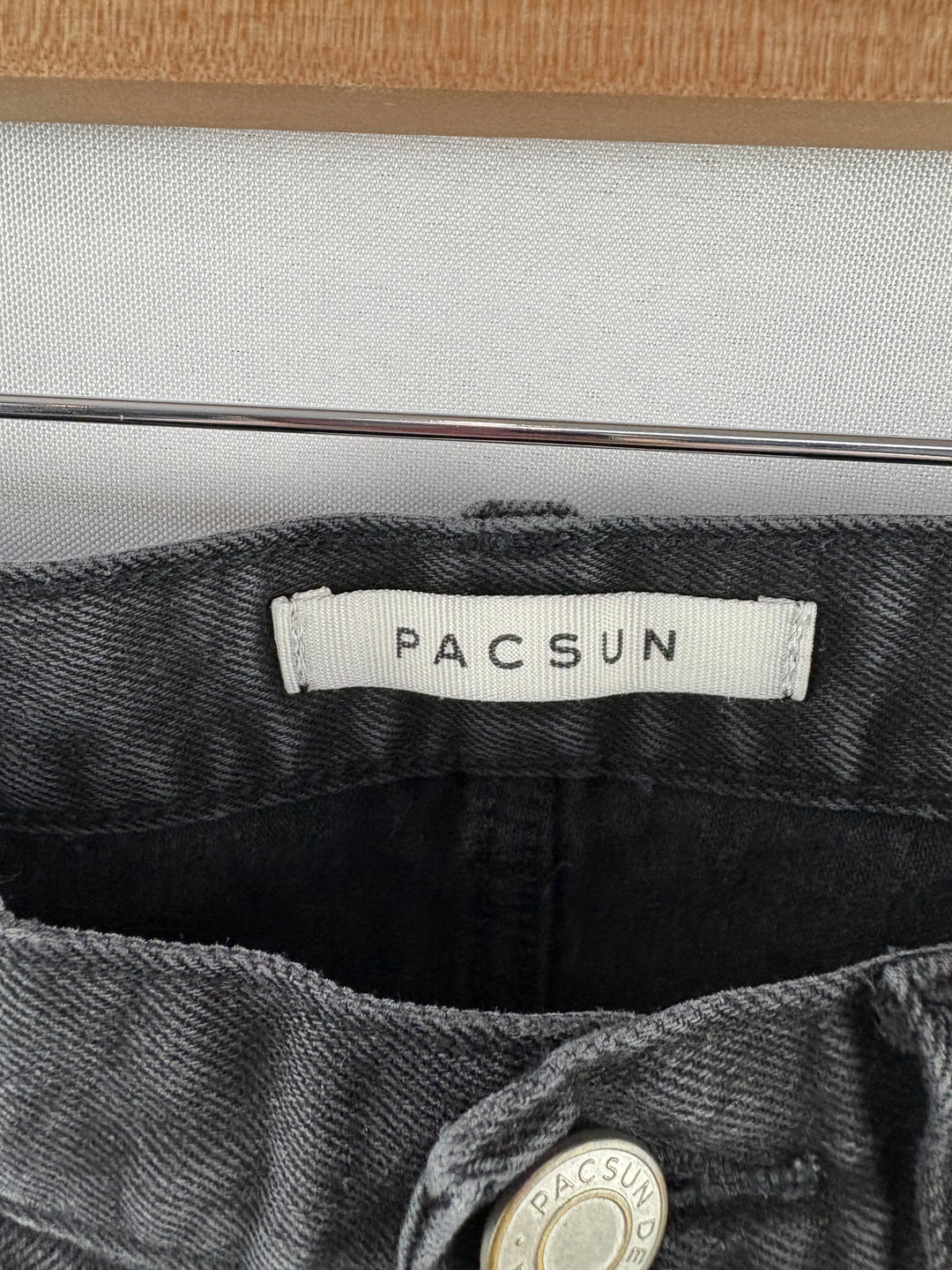 Women’s Pacsun Size 31x32 Black Distressed Skinny Jeans