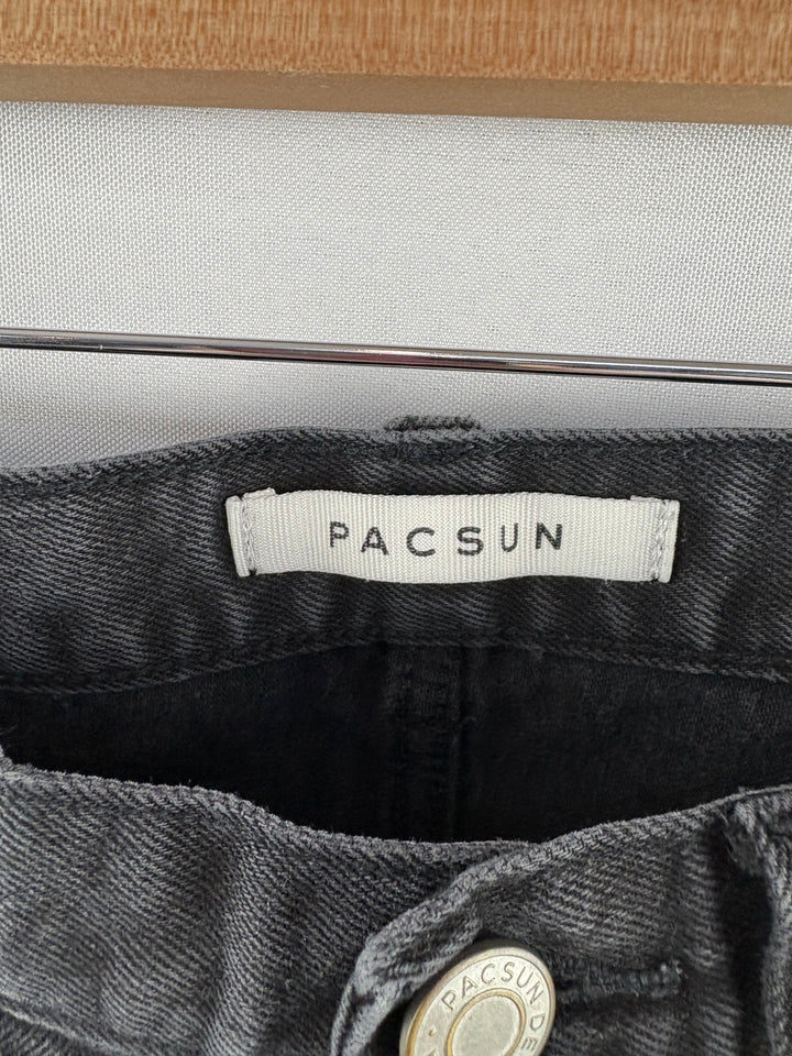 Women’s Pacsun Size 31x32 Black Distressed Skinny Jeans