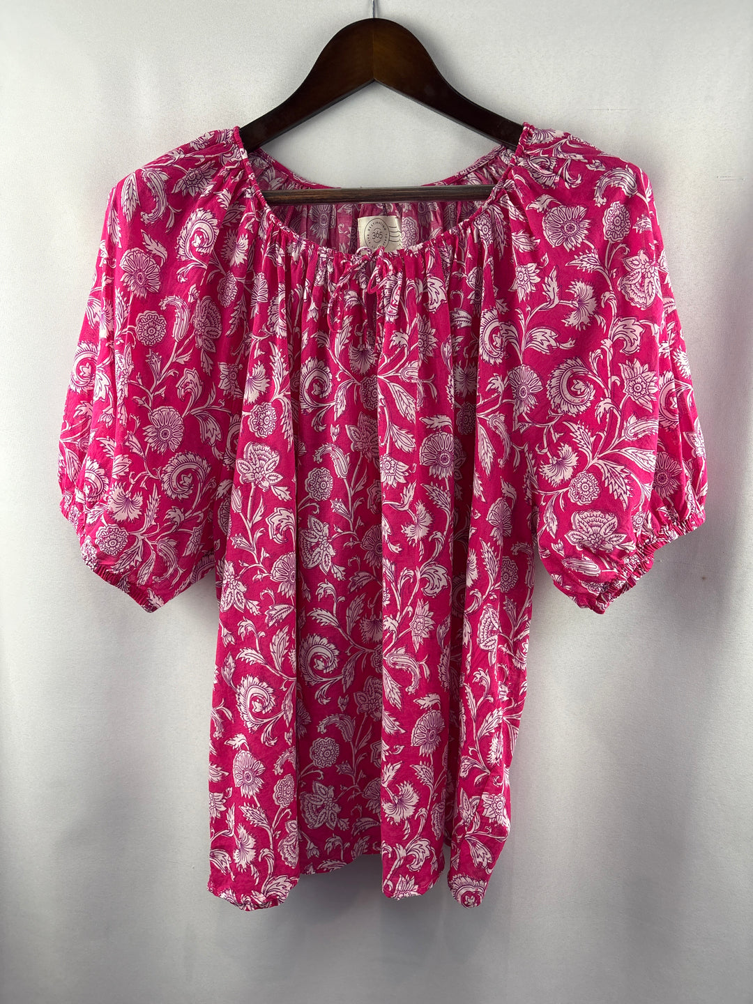 Women’s Destination 365 XL Hot Pink Paisley Blouse