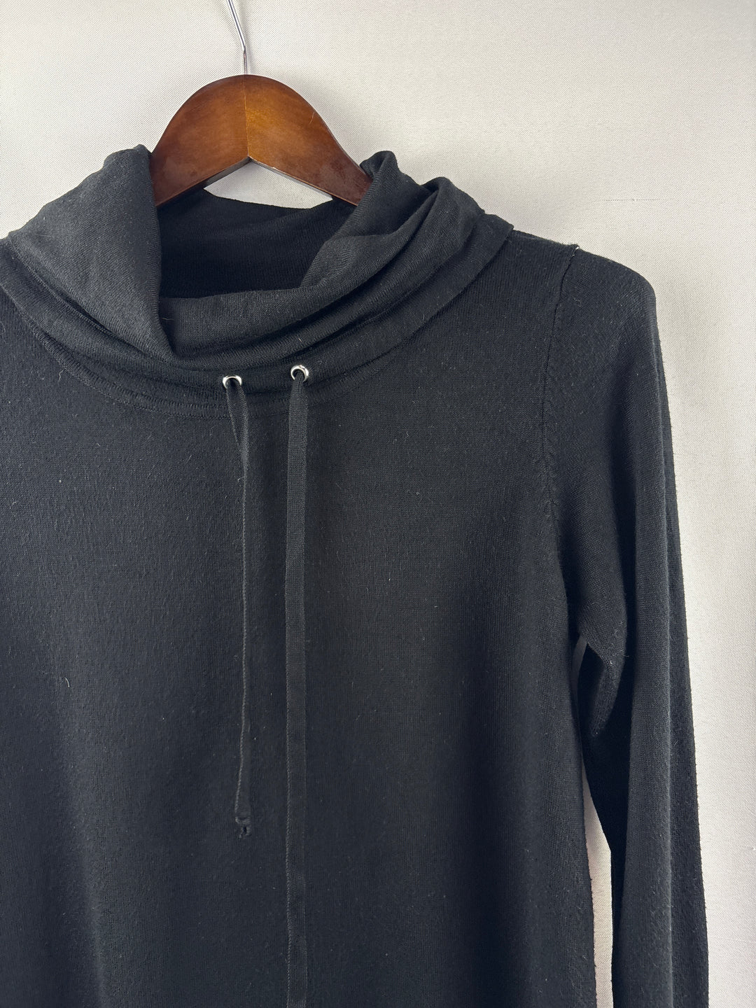 Women’s Lety &amp; Me Small Black Mockturtleneck Sweatshirt
