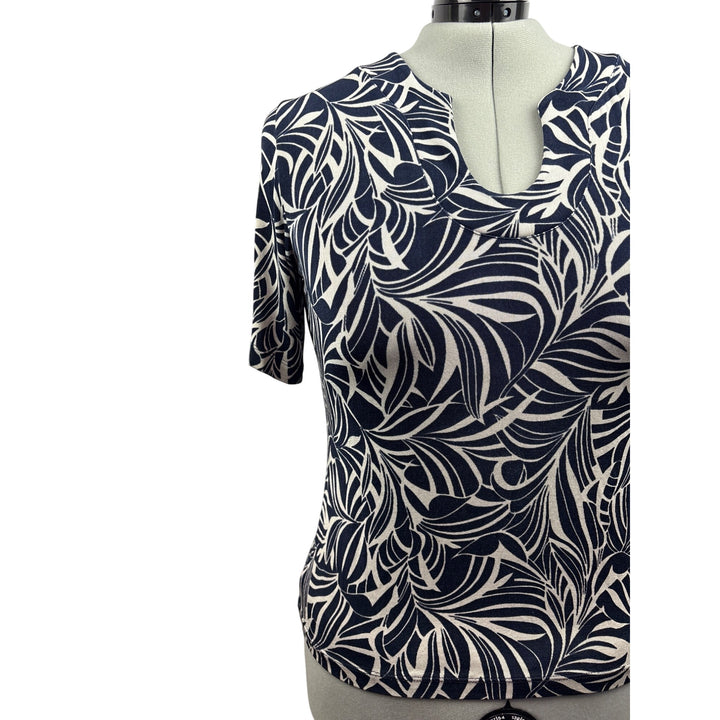 Women’s Chico’s Travelers Size 2XL Navy & White Patterned Short Sleeve Shirt